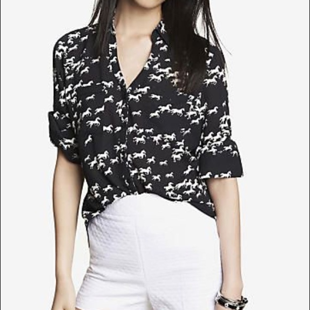 Women’s Express Horse portofino shirt.